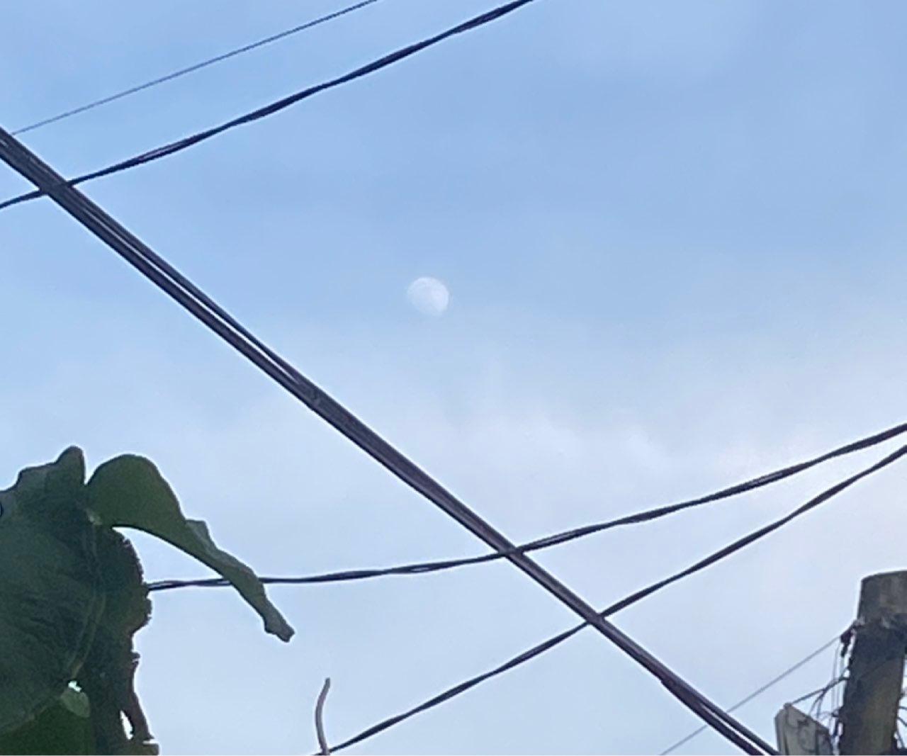 The Moon over Guadalajara, México — waxing gibbous, Lunar Day 13