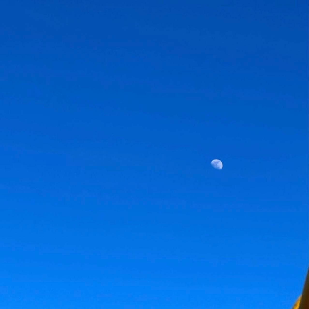 The Moon over Toulouse, Francia — last quarter, Lunar Day 22