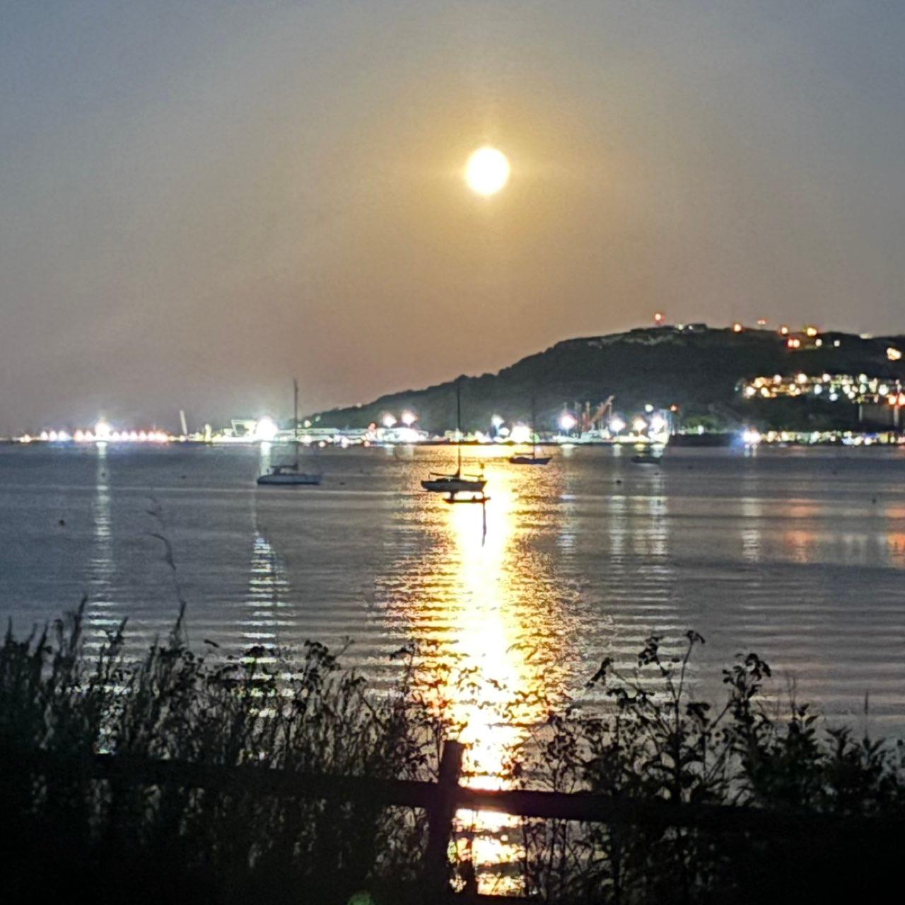 The Moon over Weymouth, United Kingdom — waxing gibbous, Lunar Day 13