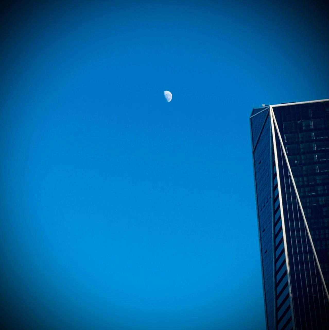 The Moon over Broadbeach, Australia — last quarter, Lunar Day 23