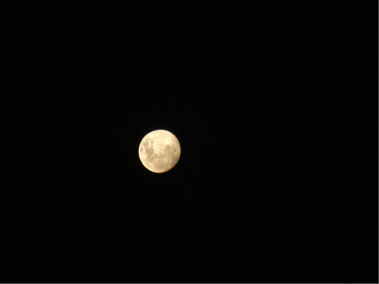 The Moon over Adelaide, Australia — full moon, Lunar Day 14