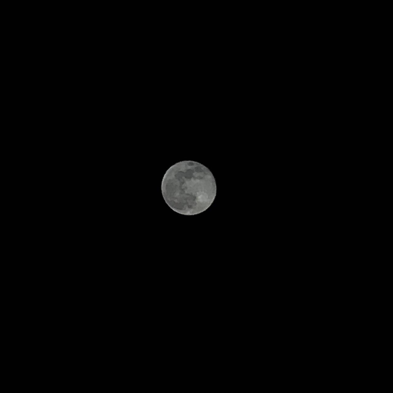 The Moon over București, România — full moon, Lunar Day 15