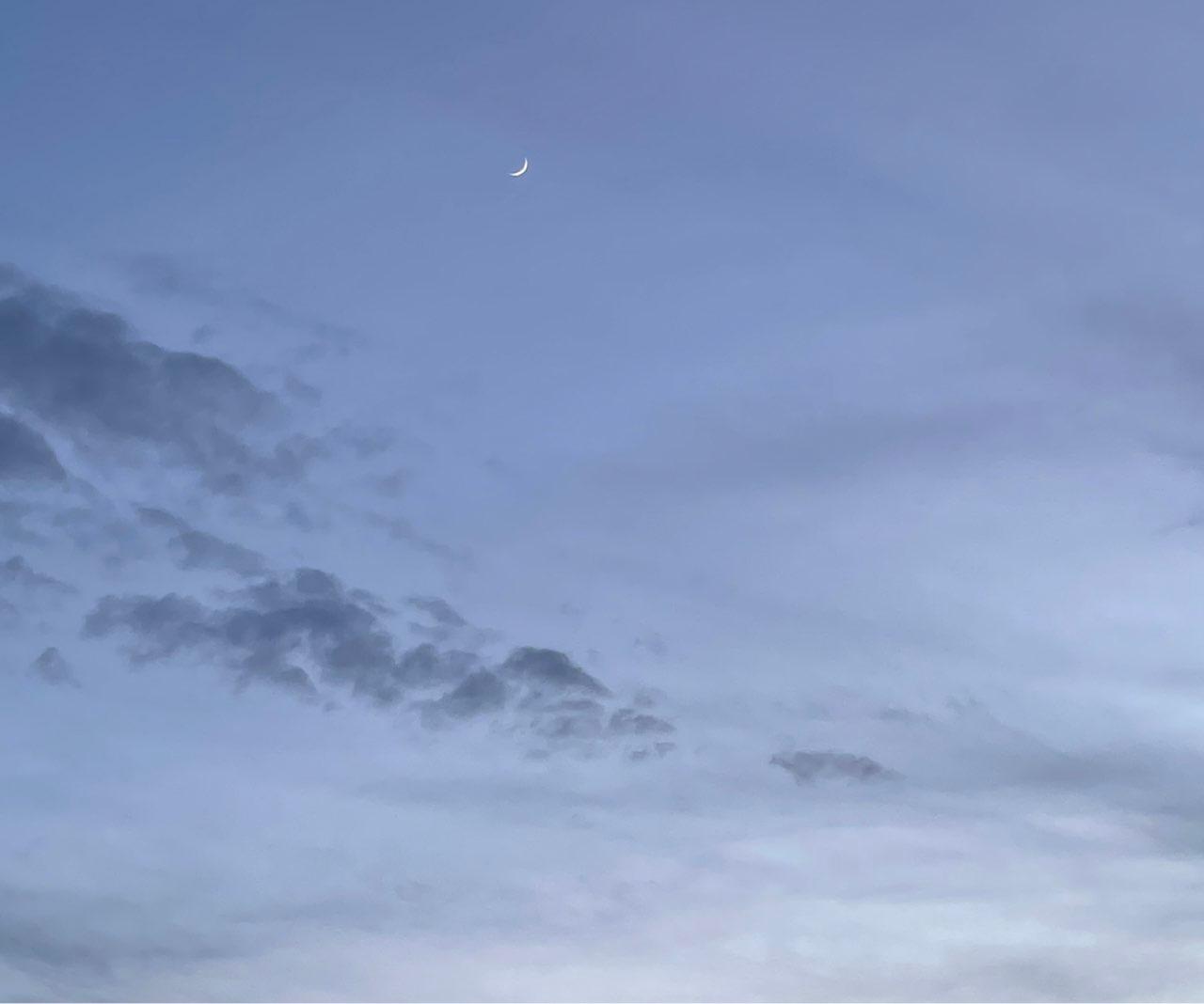 The Moon over Bari, Italia — waxing crescent, Lunar Day 4