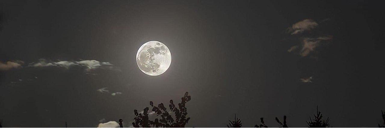 The Moon over Division #22, Unorganized, Canada — first quarter, Lunar Day 7