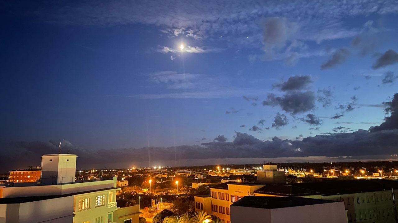 The Moon over Mahón, España — first quarter, Lunar Day 8