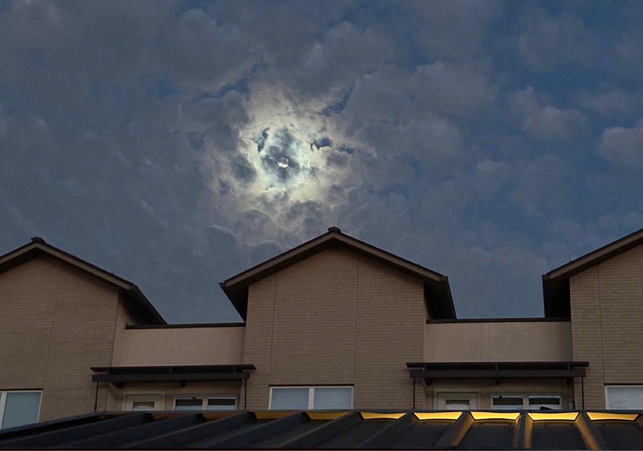 The Moon over Farmers Branch, Estados Unidos — full moon, Lunar Day 14