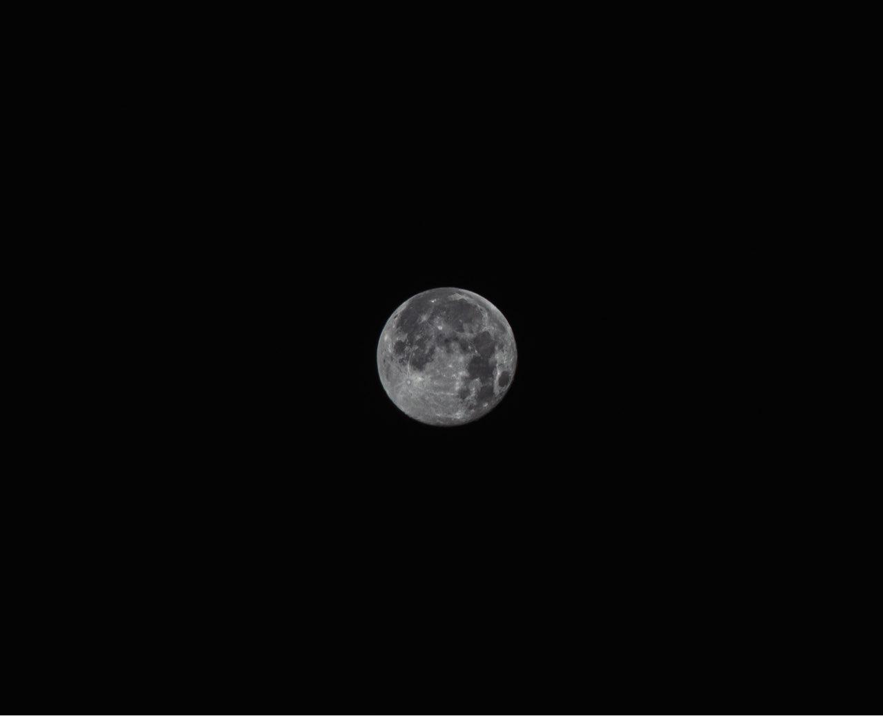 The Moon over Köln, Deutschland — full moon, Lunar Day 14
