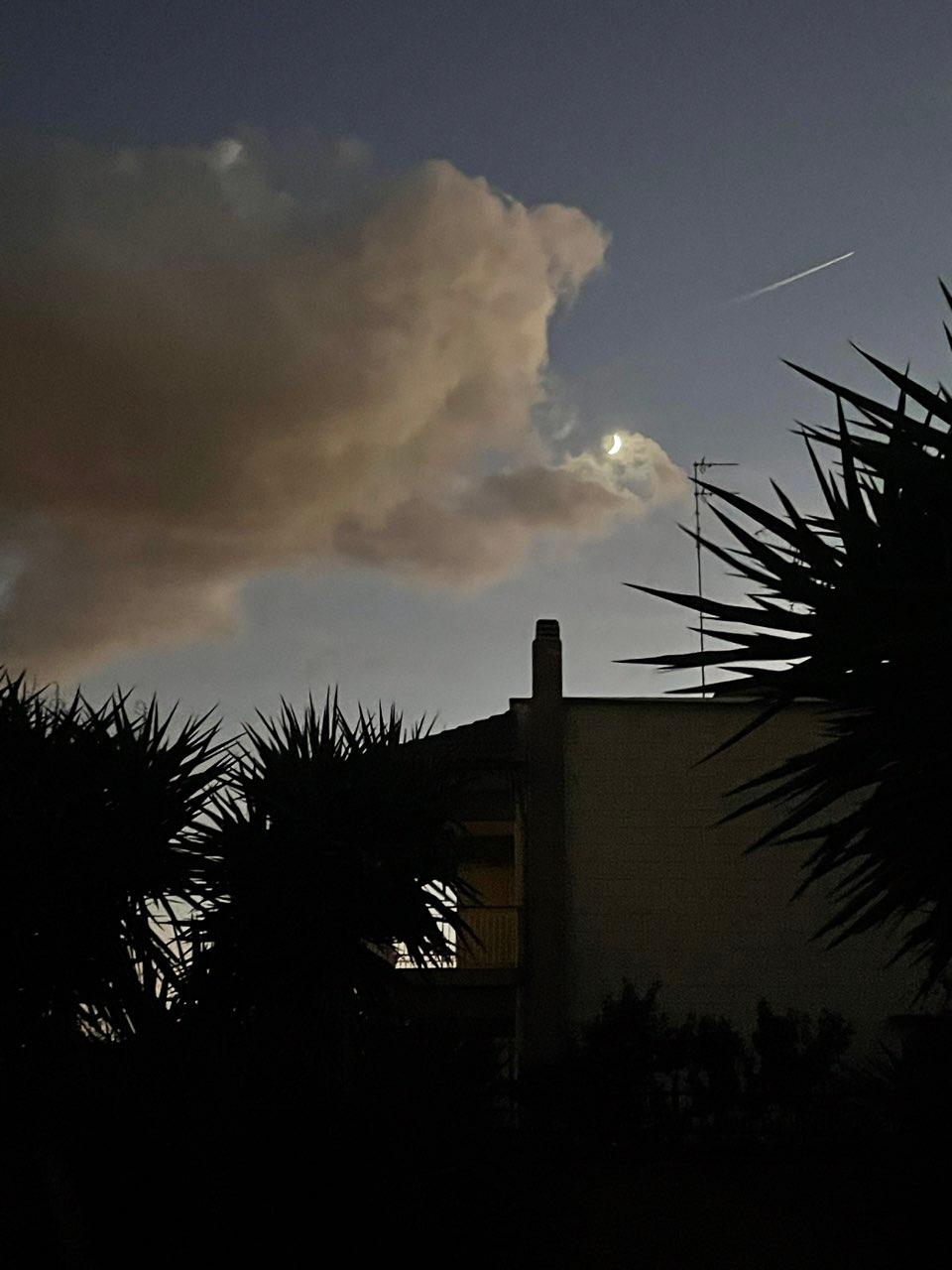 The Moon over Bari, Italy — first quarter, Lunar Day 6