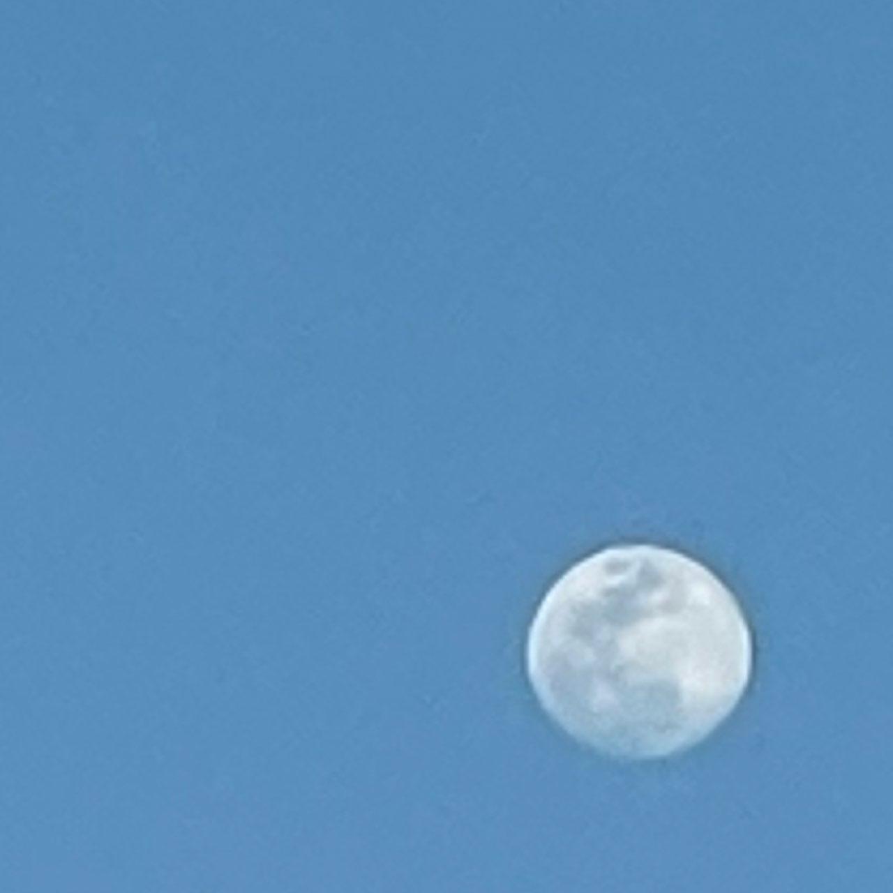 The Moon over San Cristóbal de La Laguna, España — full moon, Lunar Day 14