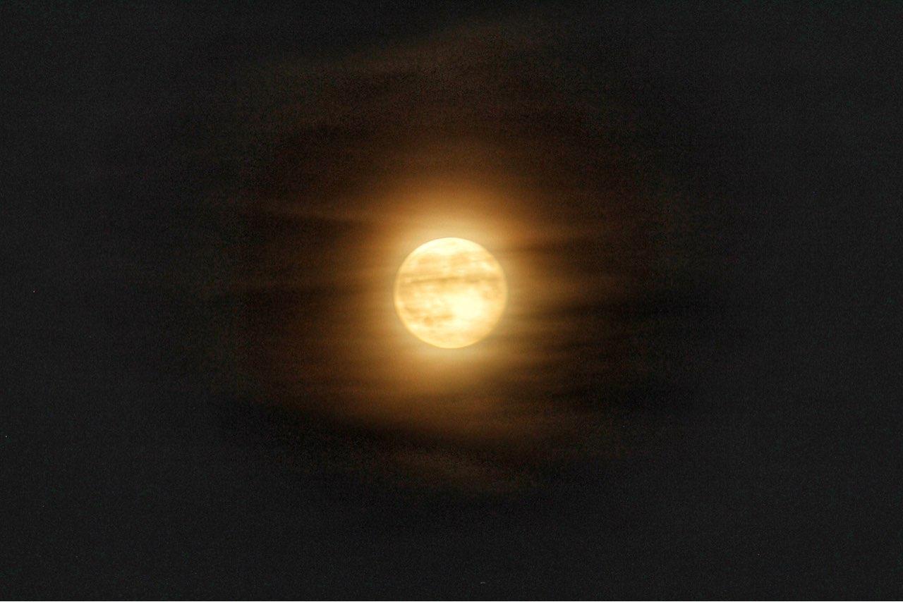 The Moon over Bognor Regis, United Kingdom — full moon, Lunar Day 17
