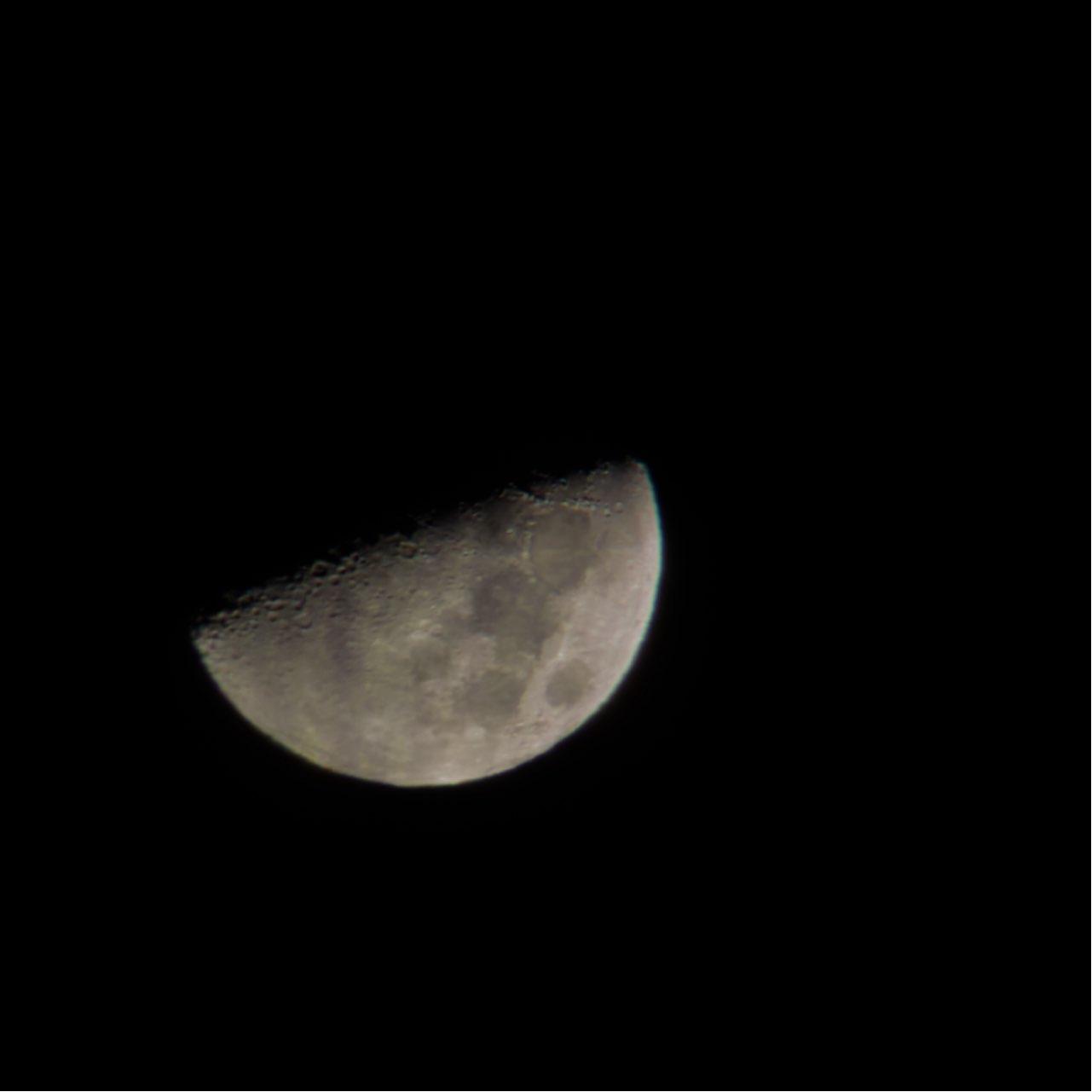The Moon over Oakville, Canada — first quarter, Lunar Day 8