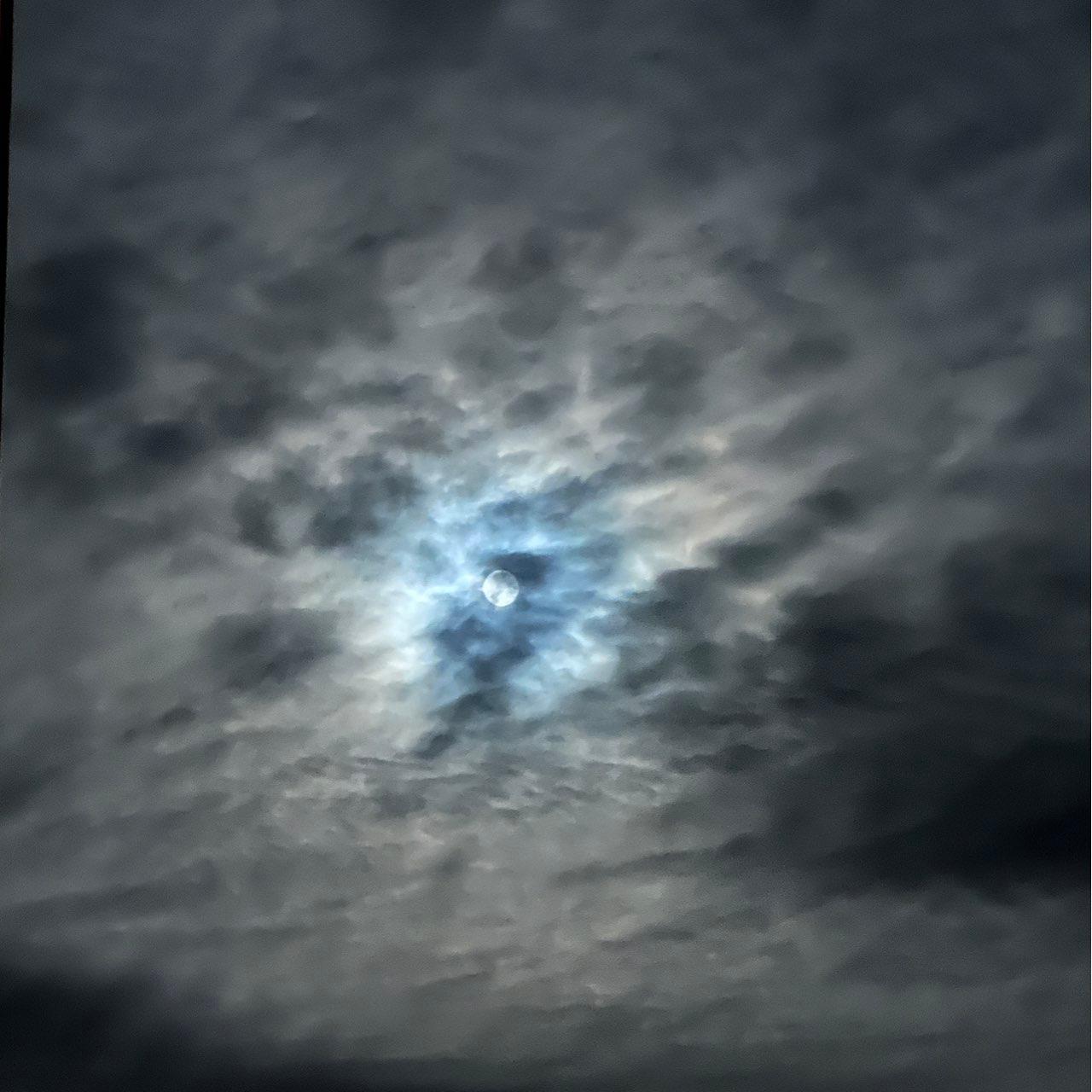 The Moon over Örebro, Sverige — full moon, Lunar Day 15
