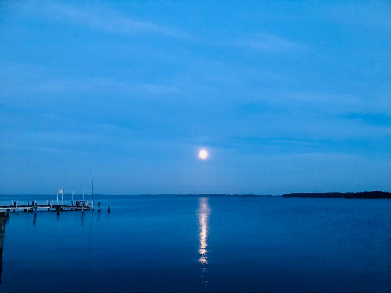 The Moon over Seehof, Deutschland — full moon, Lunar Day 15