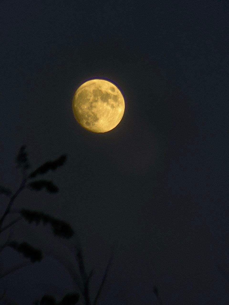 The Moon over Laskod, Hungary — full moon, Lunar Day 13
