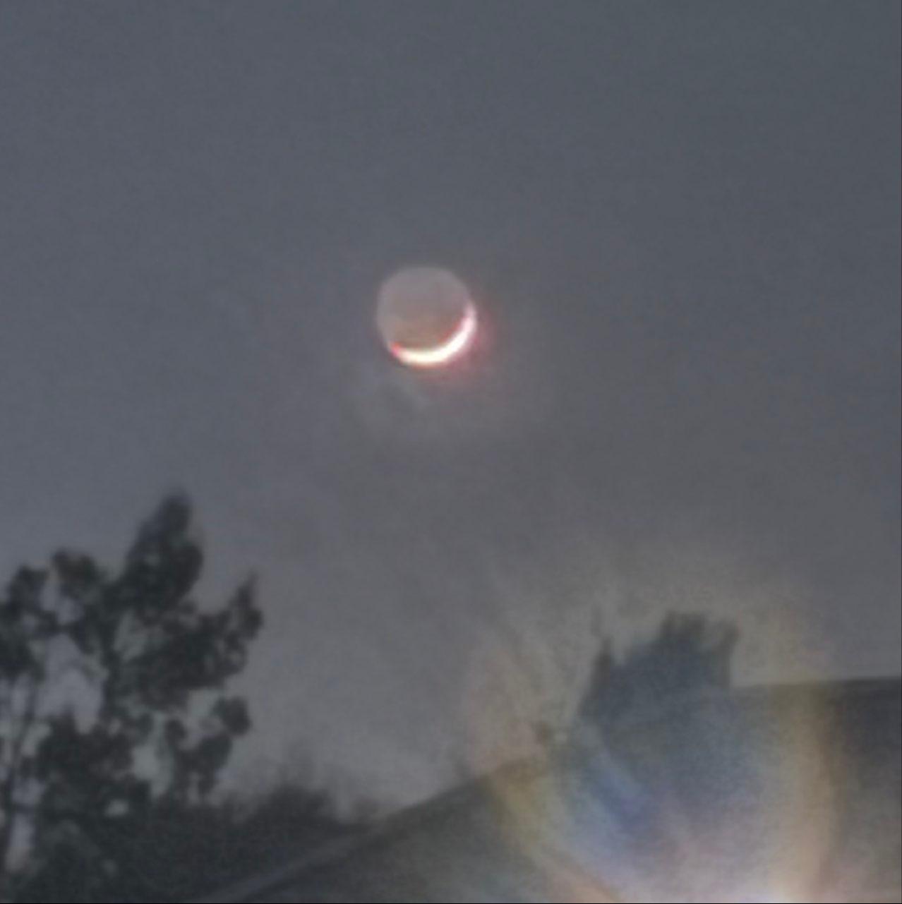 The Moon over Glasgow, United Kingdom — waxing crescent, Lunar Day 3