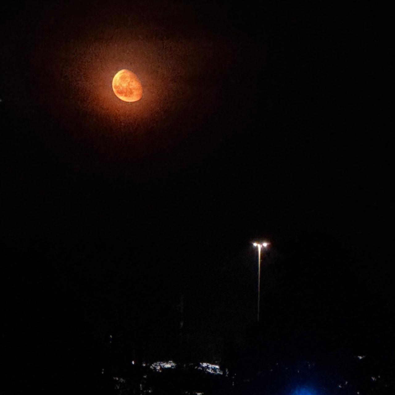 The Moon over Highland Hills, United States — waning gibbous, Lunar Day 20