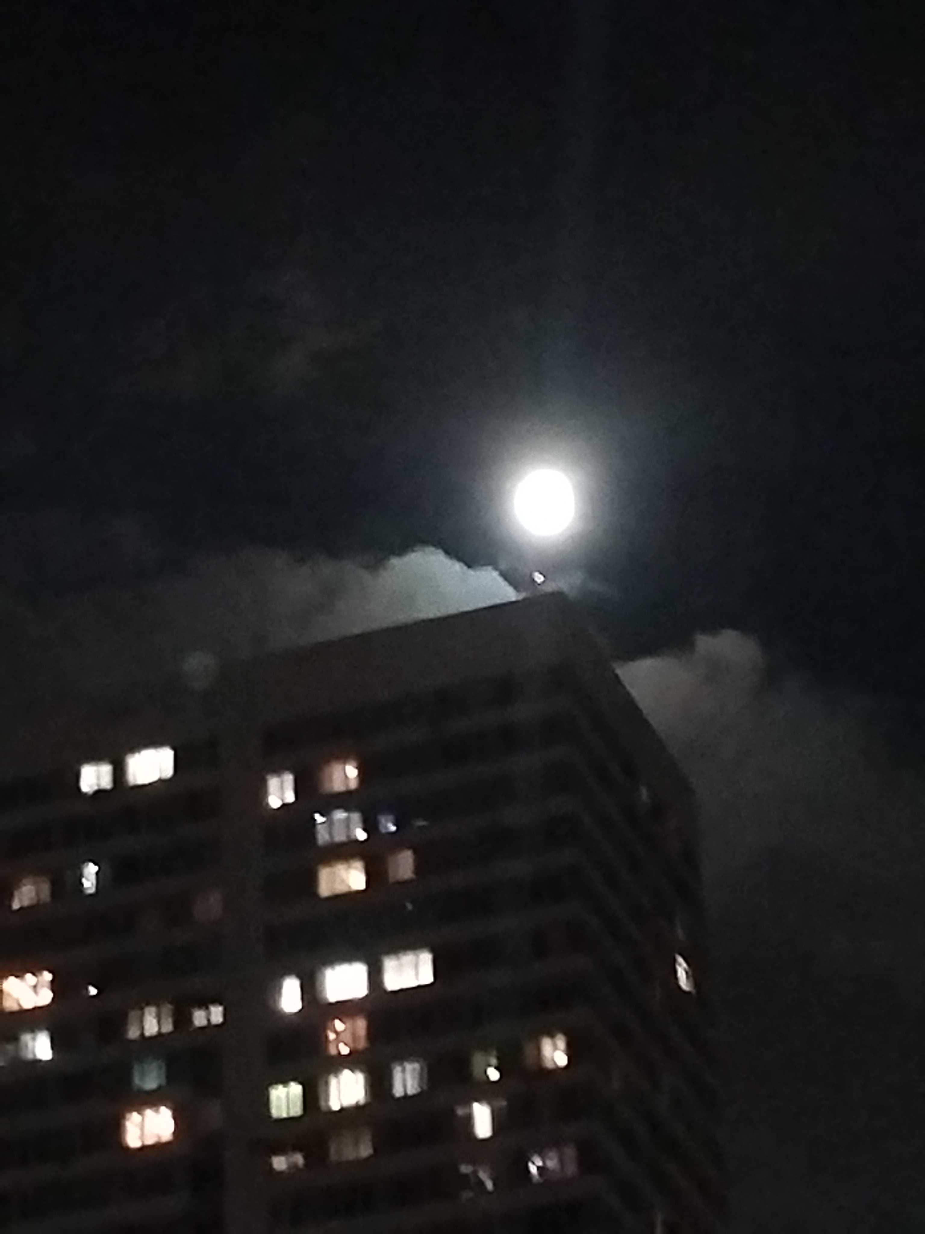 The Moon over Россия — full moon, Lunar Day 17