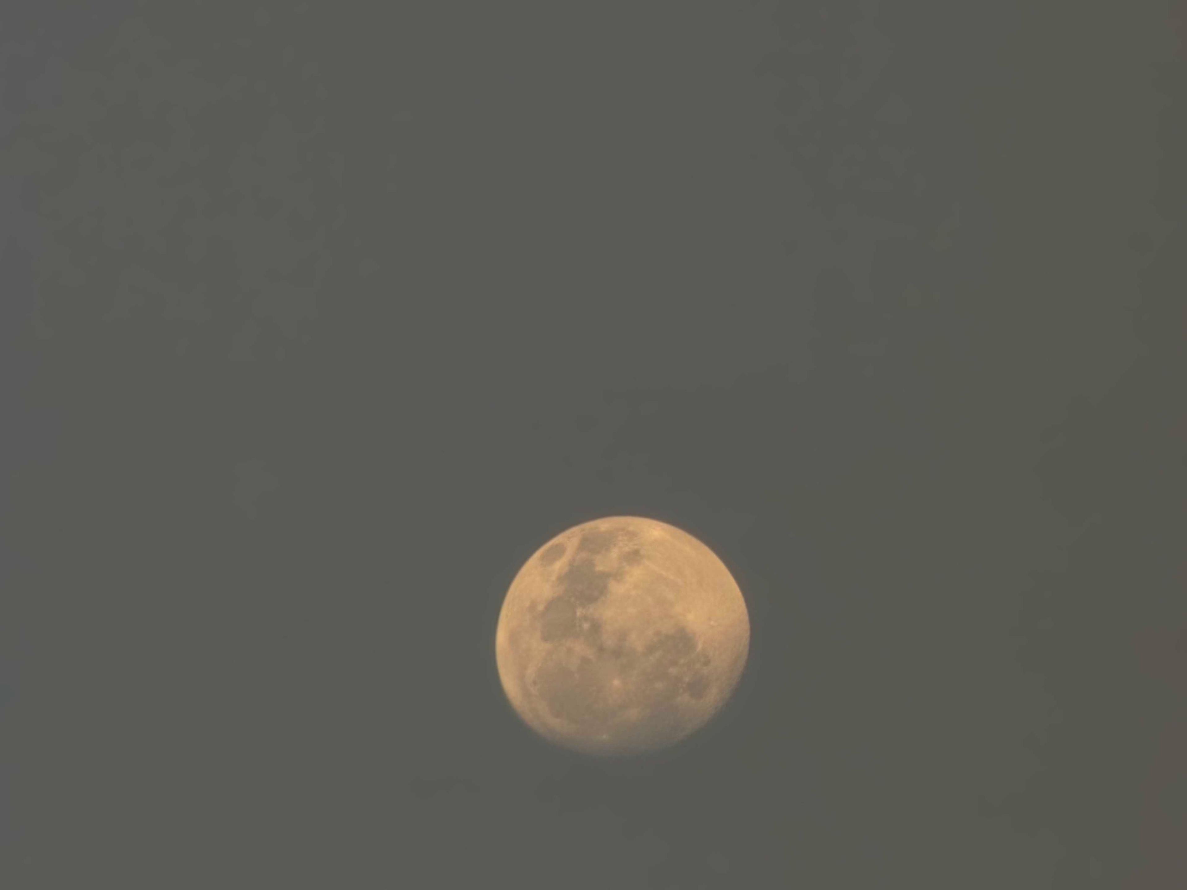 The Moon over Orillia, Canada — waxing gibbous, Lunar Day 14