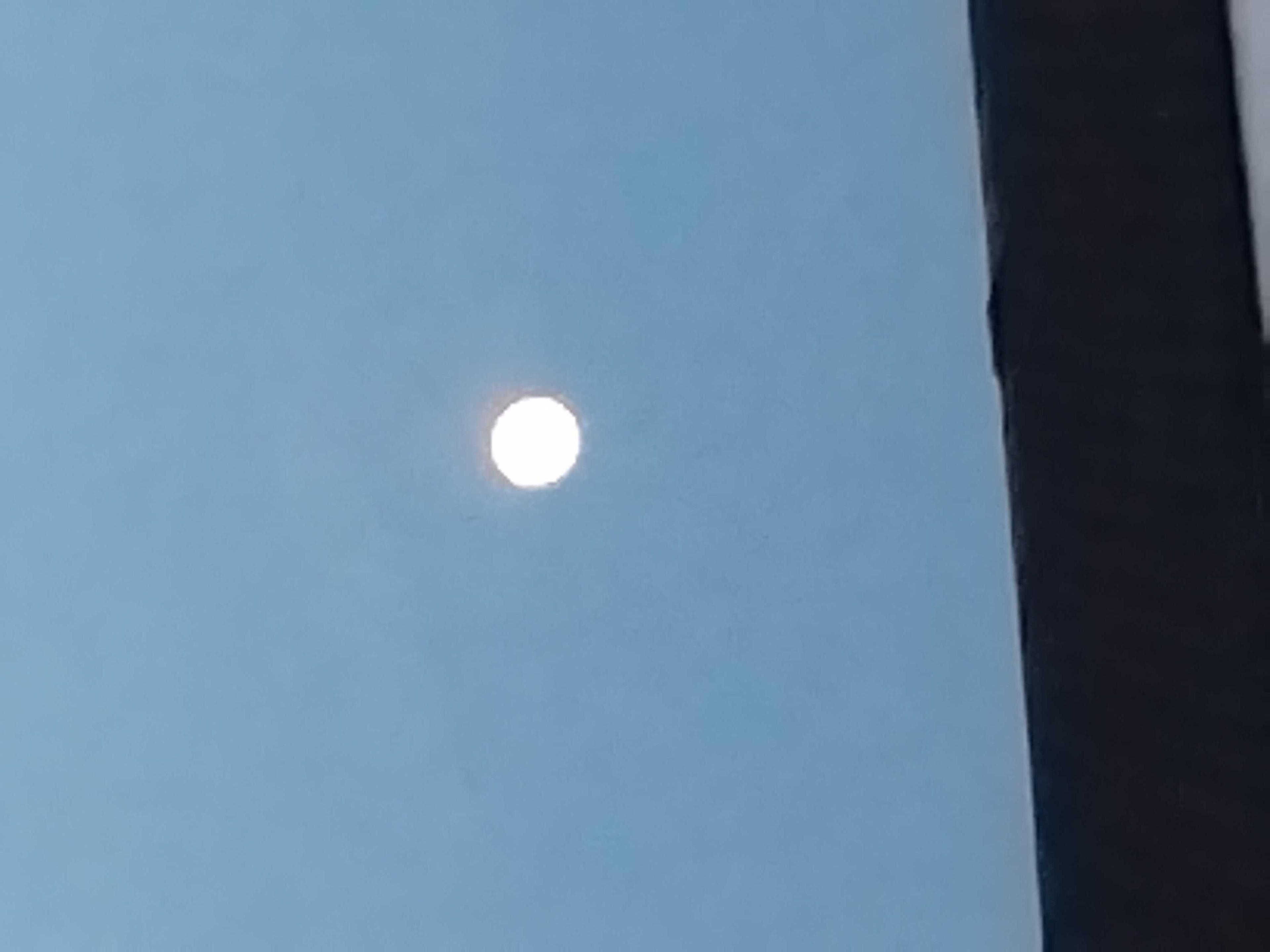The Moon over United Kingdom — waning gibbous, Lunar Day 19