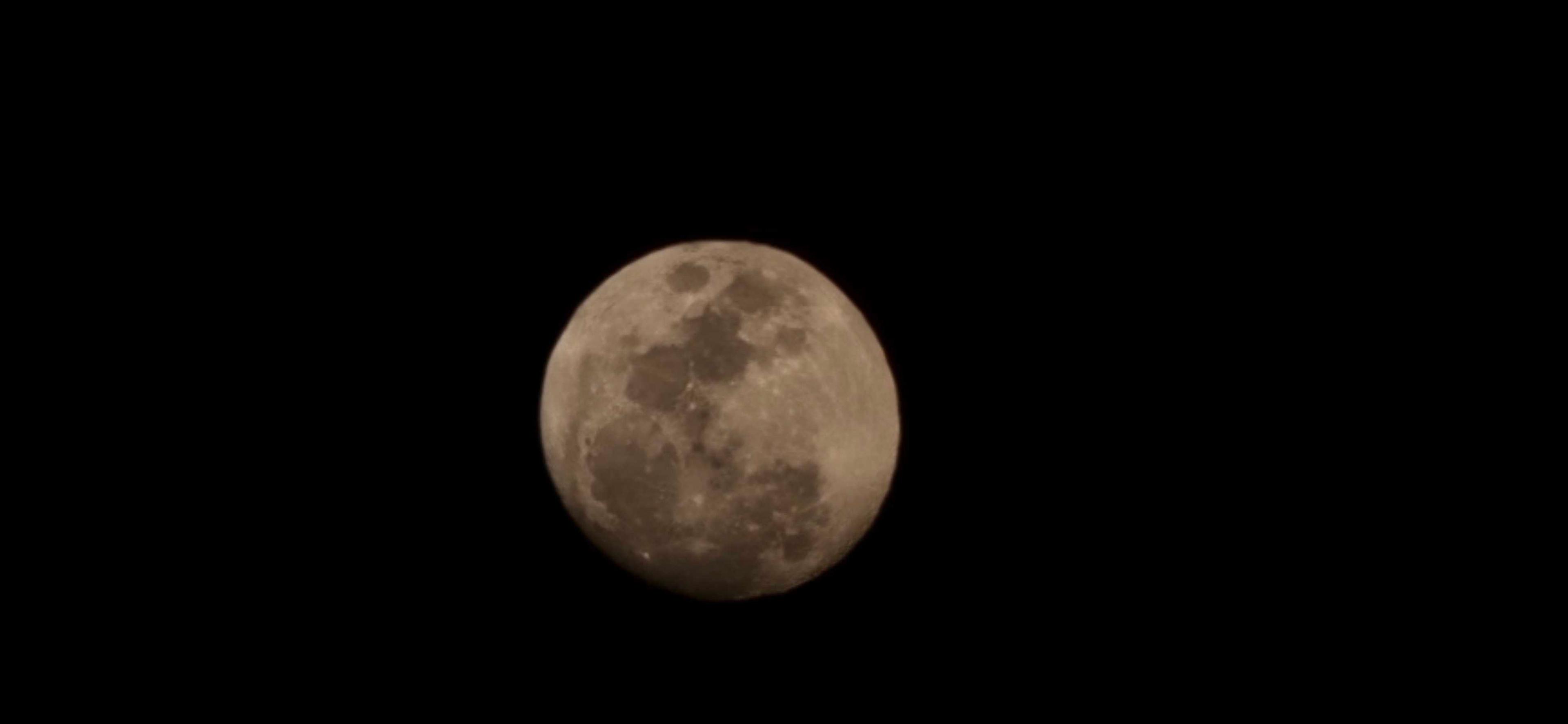 The Moon over United Kingdom — full moon, Lunar Day 13