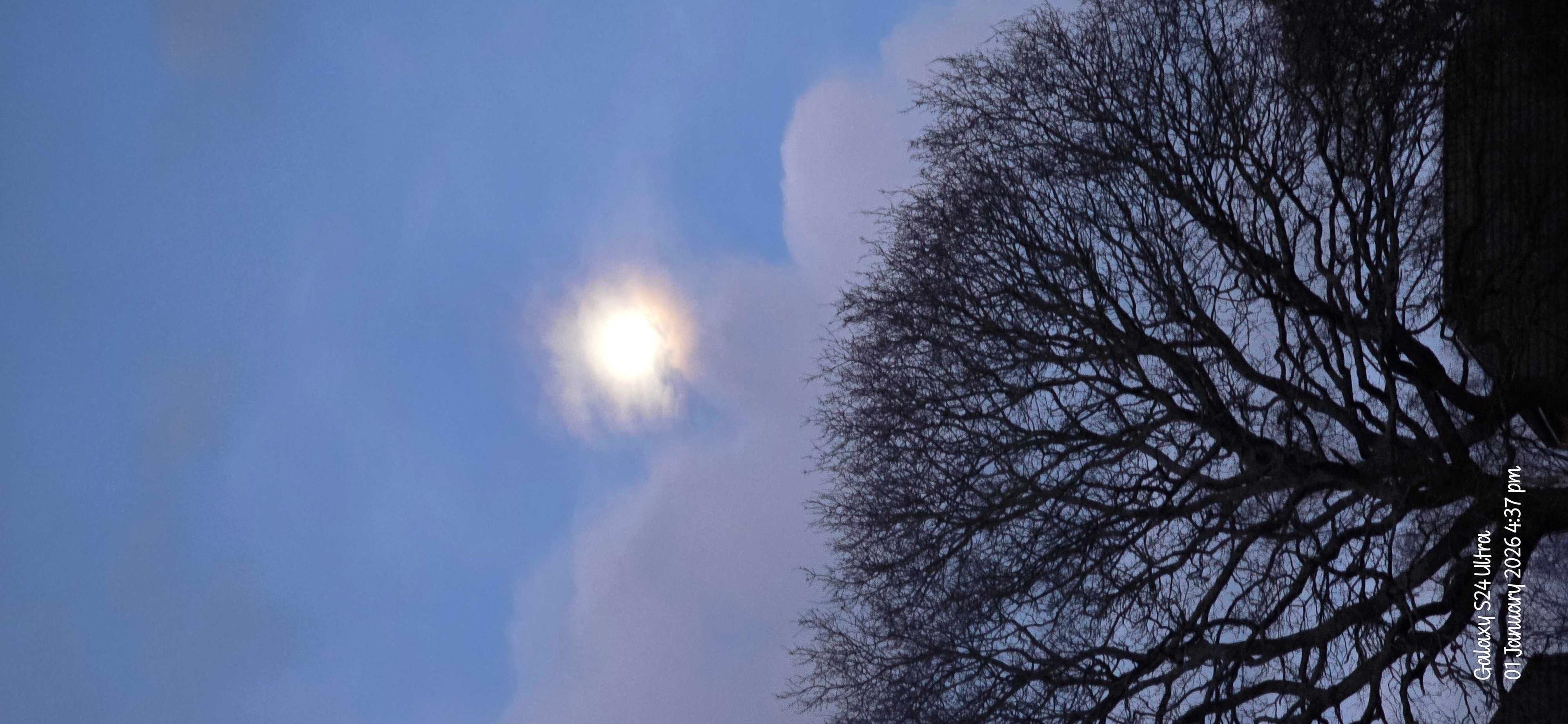 The Moon over Colden Common, United Kingdom — full moon, Lunar Day 15