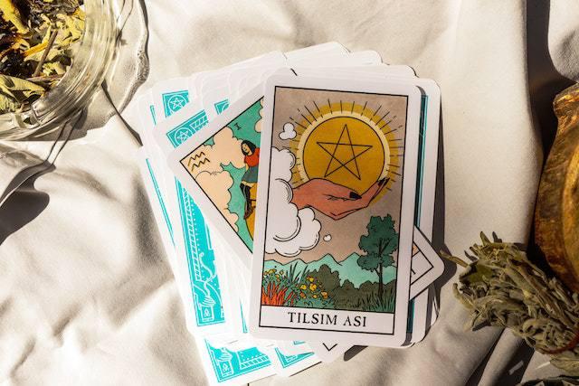 Illustration for Understanding The Minor Arcana