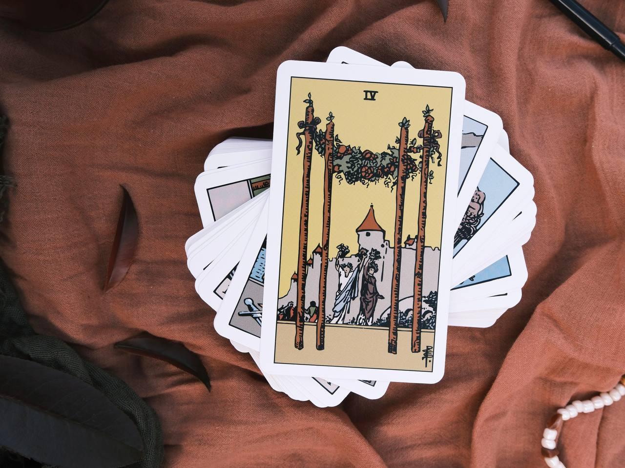 Illustration for Understanding The Minor Arcana