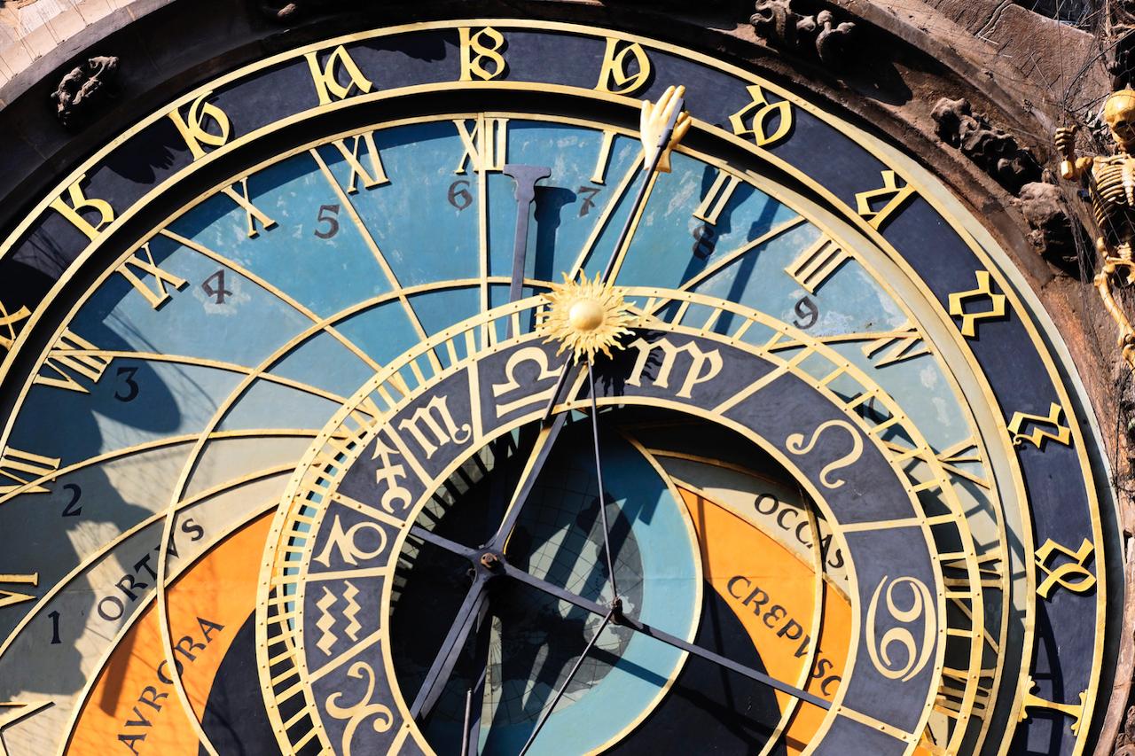 Illustration for What is a Birth Chart?
